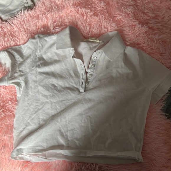 bundle of mostly garage tops - Picture 10 of 10